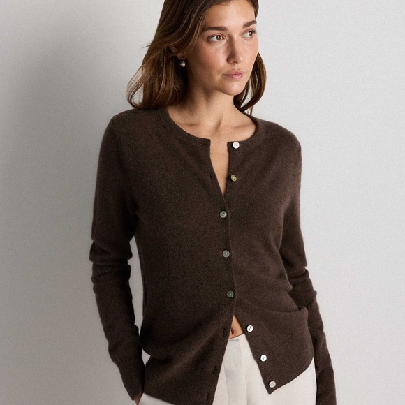 Quince Sweaters - QUINCE Mongolian Cashmere Cardigan Sweater SMALL BROWN